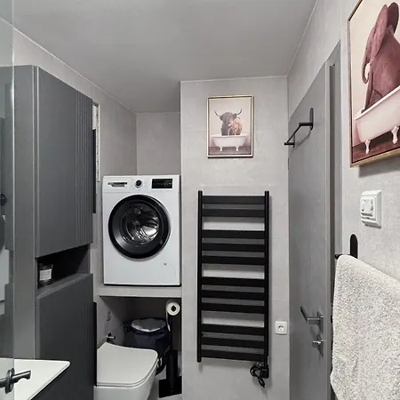 Stylish Pepa With Free Parking - Apartman *