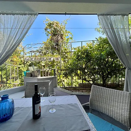 Apartman Stylish Pepa With Free Parking - Abbázia