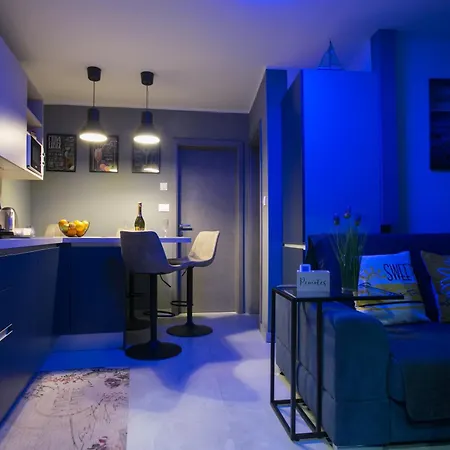 Stylish Pepa With Free Parking - Apartman Opatija