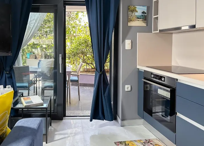 Stylish Pepa With Free Parking -