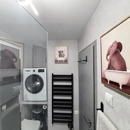 Stylish Pepa With Free Parking - Apartment